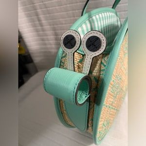 Gucci Rare Girls Beige Green Raffia Snail Bag W/COA and Gucci Paperwork